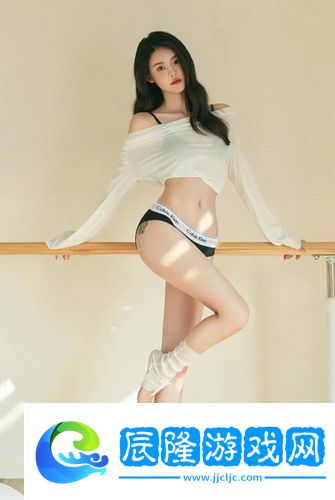 爸爸和李叔叔誰更厲害，網友熱議：家里老大和鄰里大哥，誰的威望更高啊！